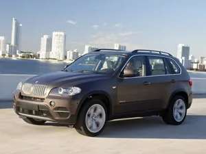 E70 (2010–2014)