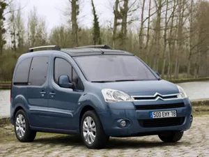 B9 (2008–2016)