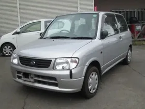 L700 (2000–2002)