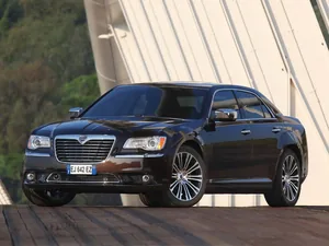 LX405 (2011–2014)